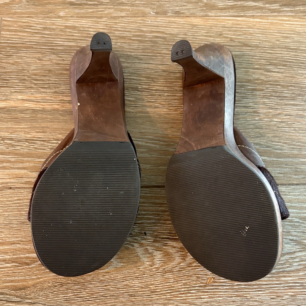 Steve Madden Dark Brown Heeled Mules - Picture 6 of 8